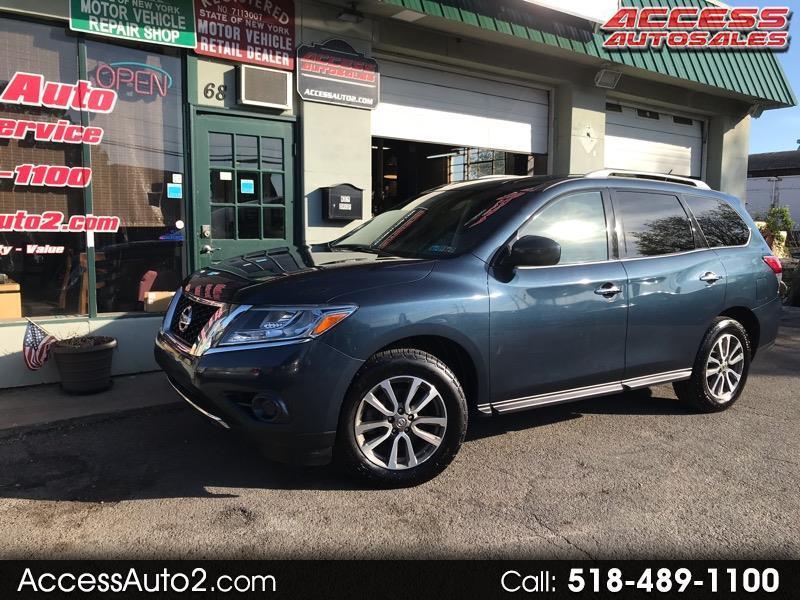 Nissan Pathfinder LE 2WD 2013